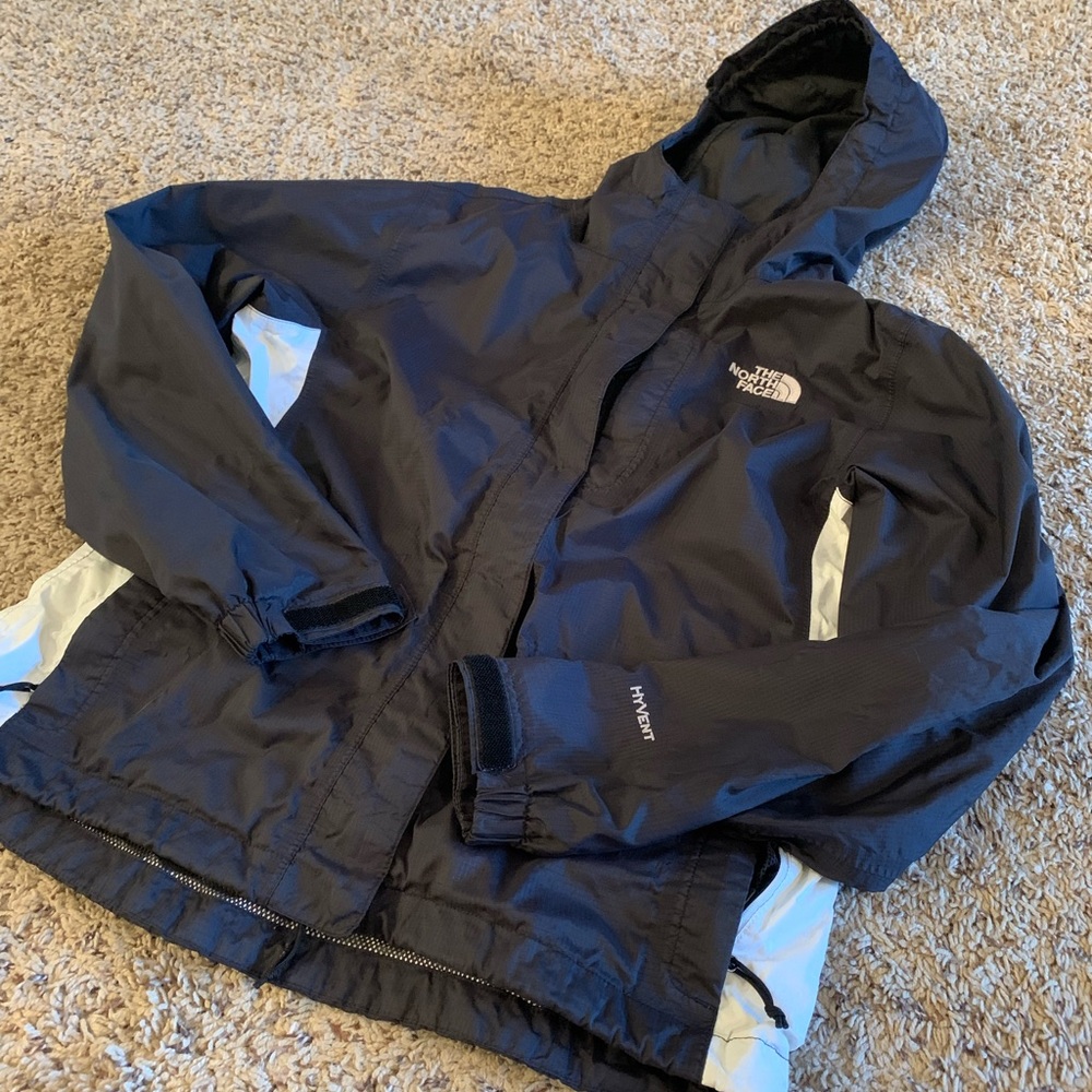 5/$25 - Northface rain jacket
